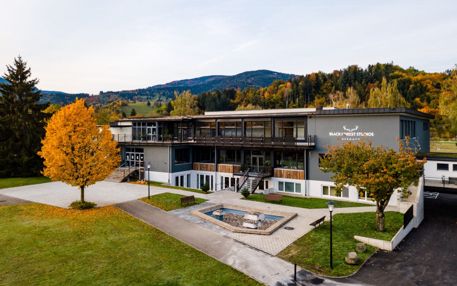 10 minutes from downtown Freiburg, yet surrounded by nature