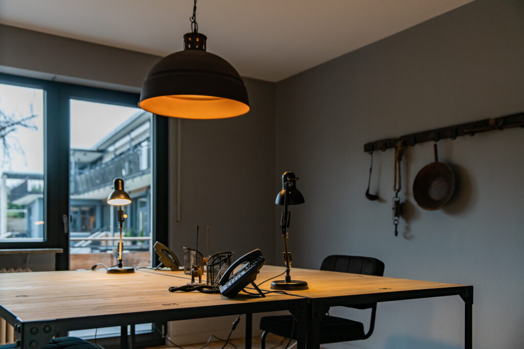 Büro für zwei Personen in den Black Forest Studios Freiburg