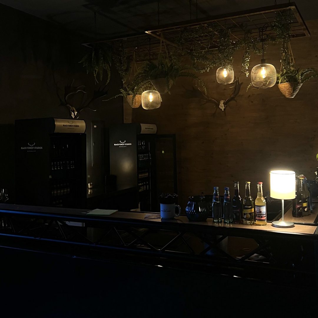 Urbanes Lounge- und Fotostudio Studio 7 in Freiburg für Content Creation, kreative Events, Afterwork-Partys und professionelle Produktionen